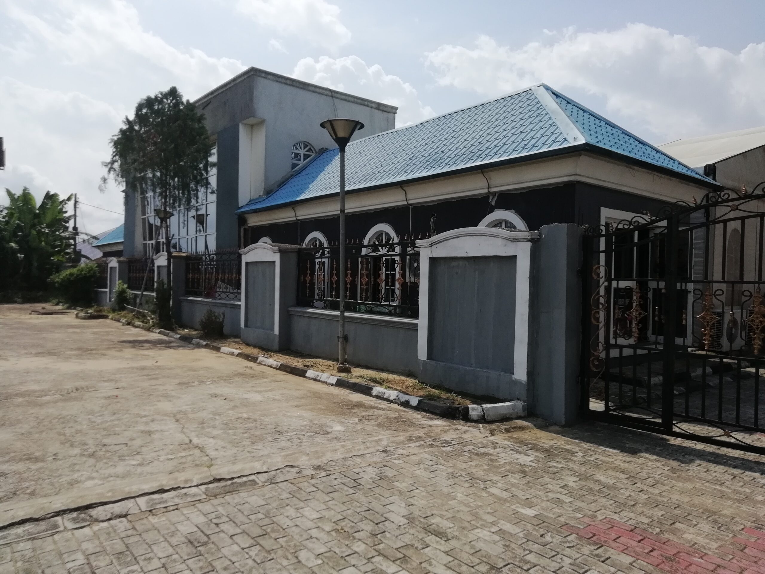 mootall office