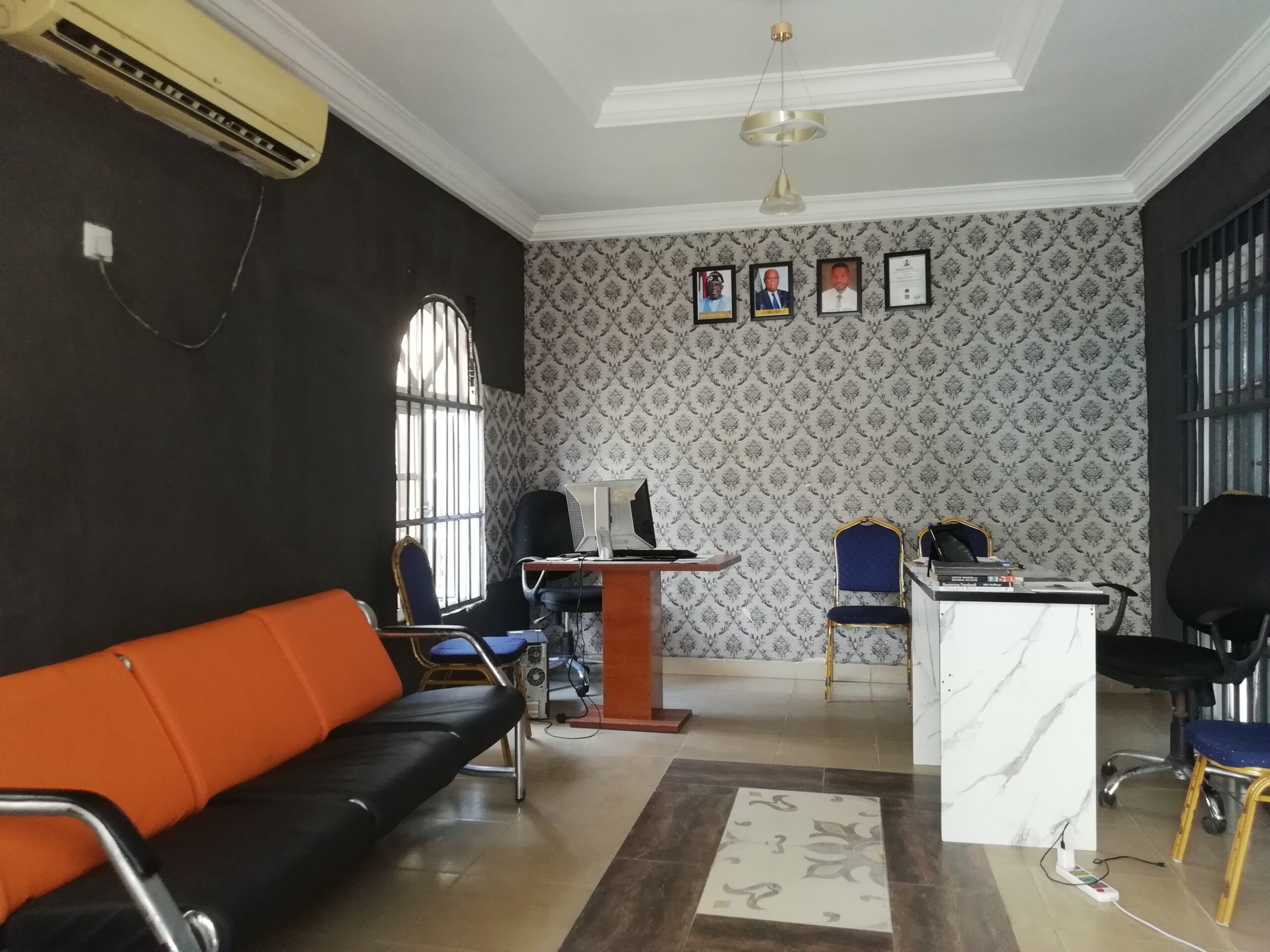 mootall office2